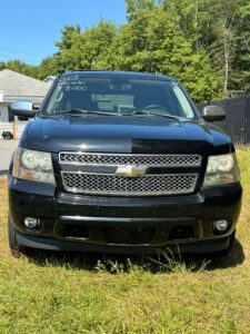 2008 Chevy Surb, $9.000