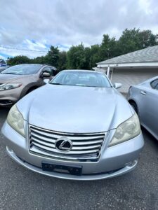 2010 Lexus ES350, $7.300