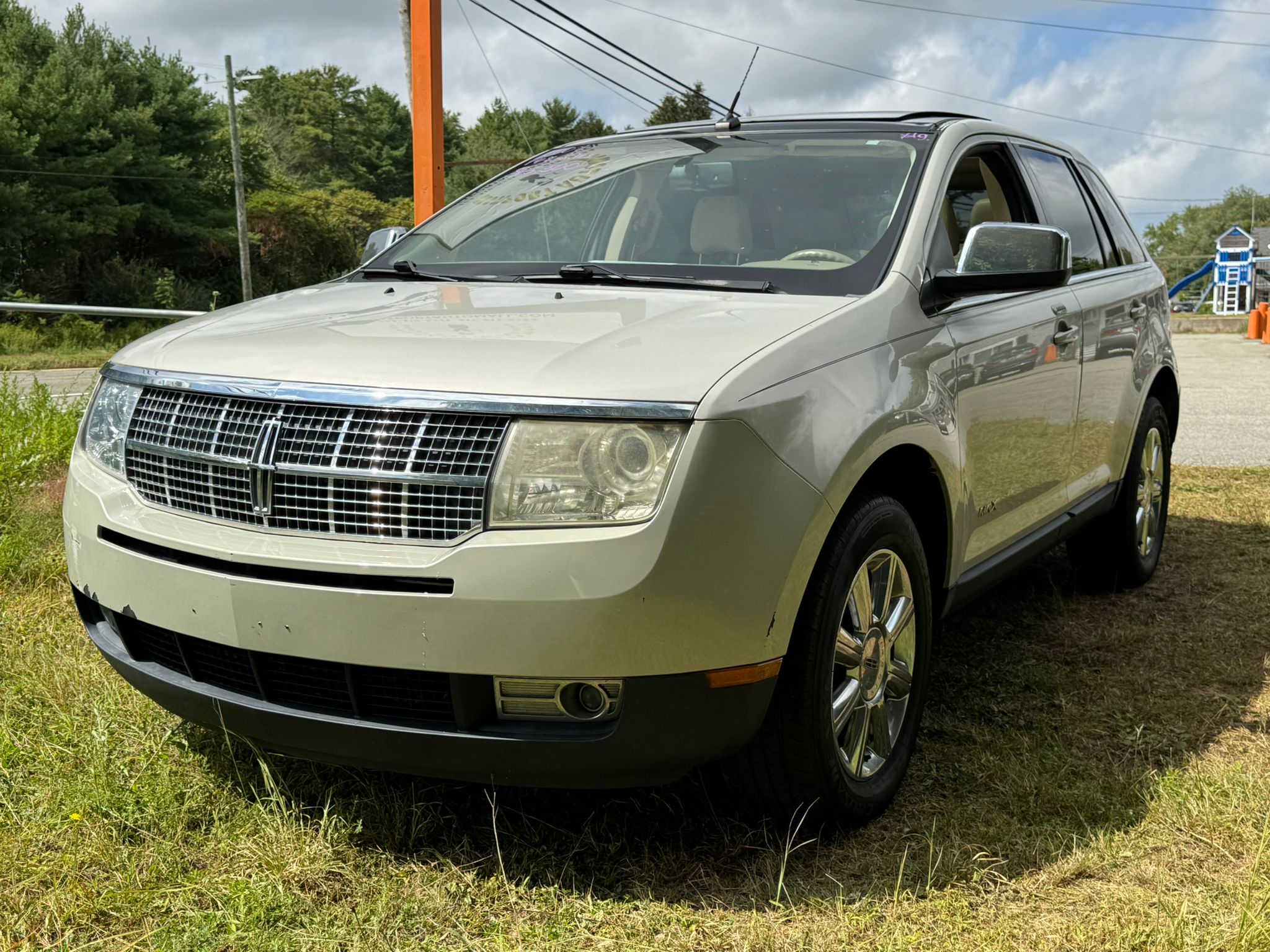 
								2007 Linc MK, $5,500 full									