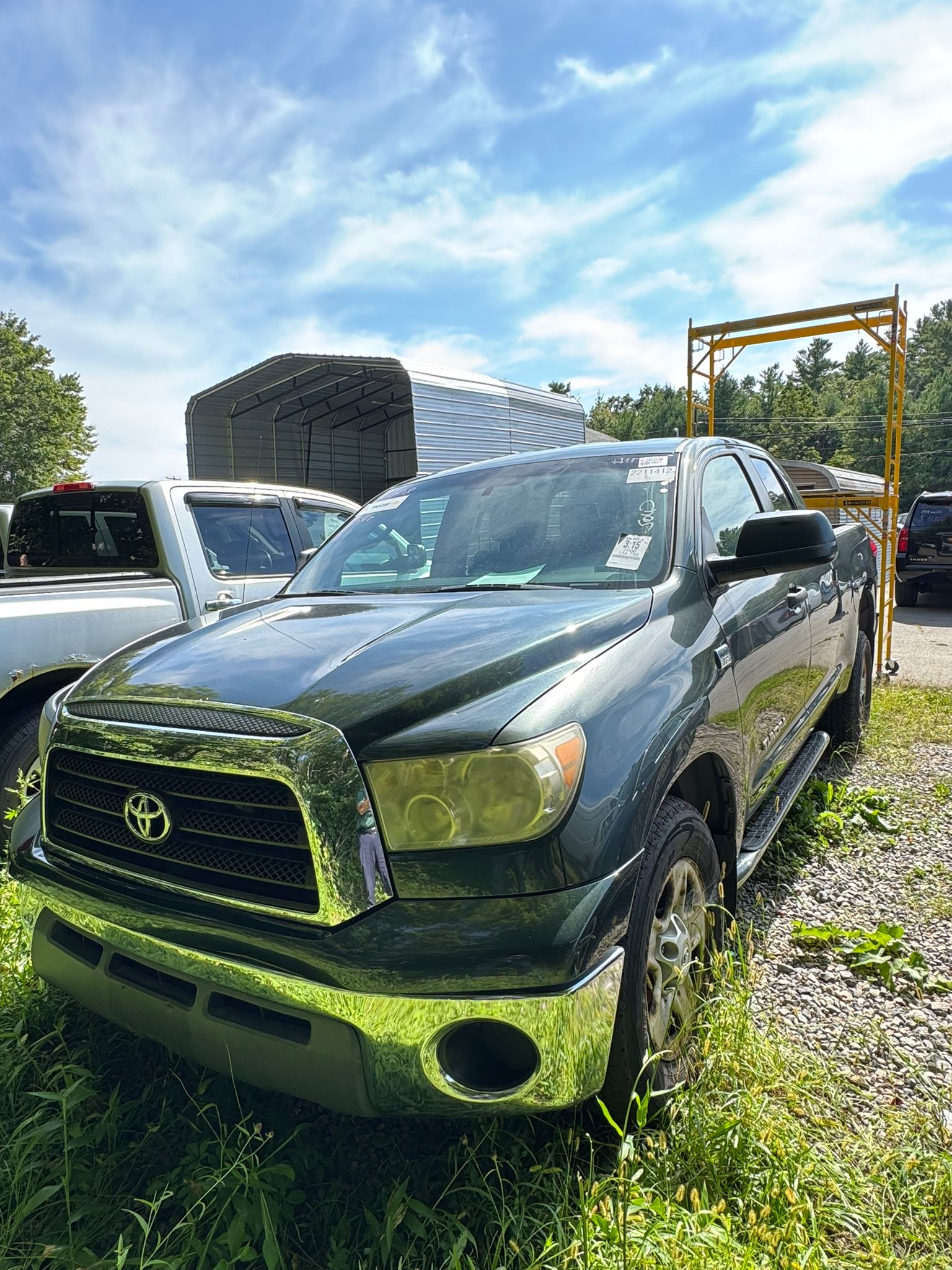 
								2008 Toyo Tundra, $12.000 full									