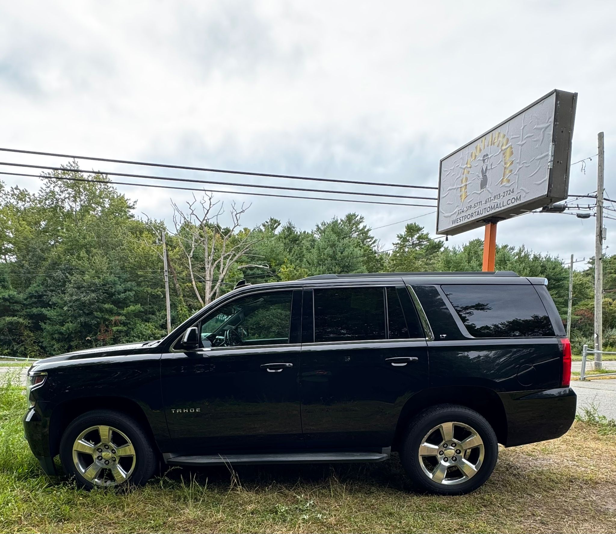 
								2016 Chevy Tahoe, $16.000 full									