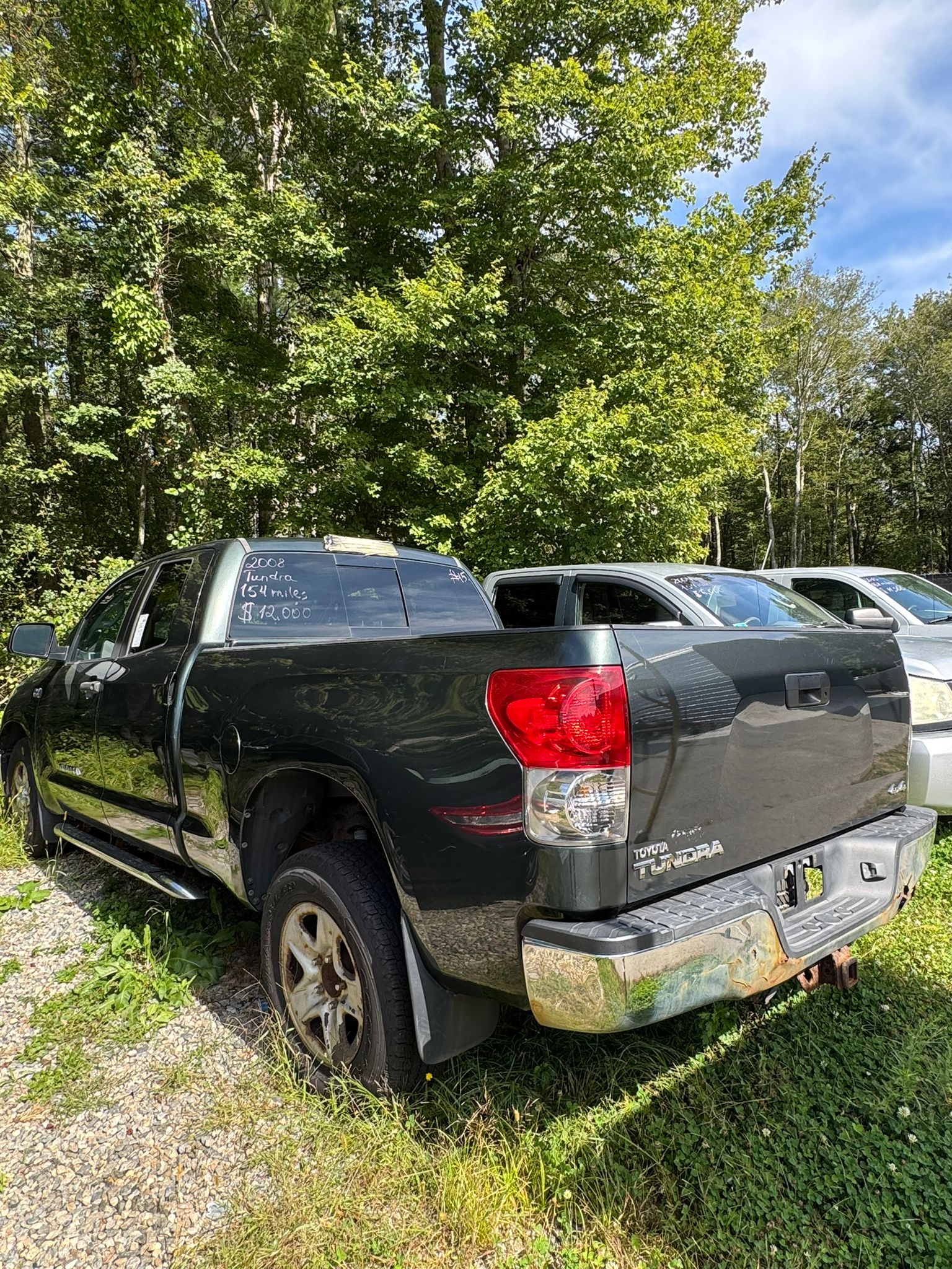
								2008 Toyo Tundra, $12.000 full									