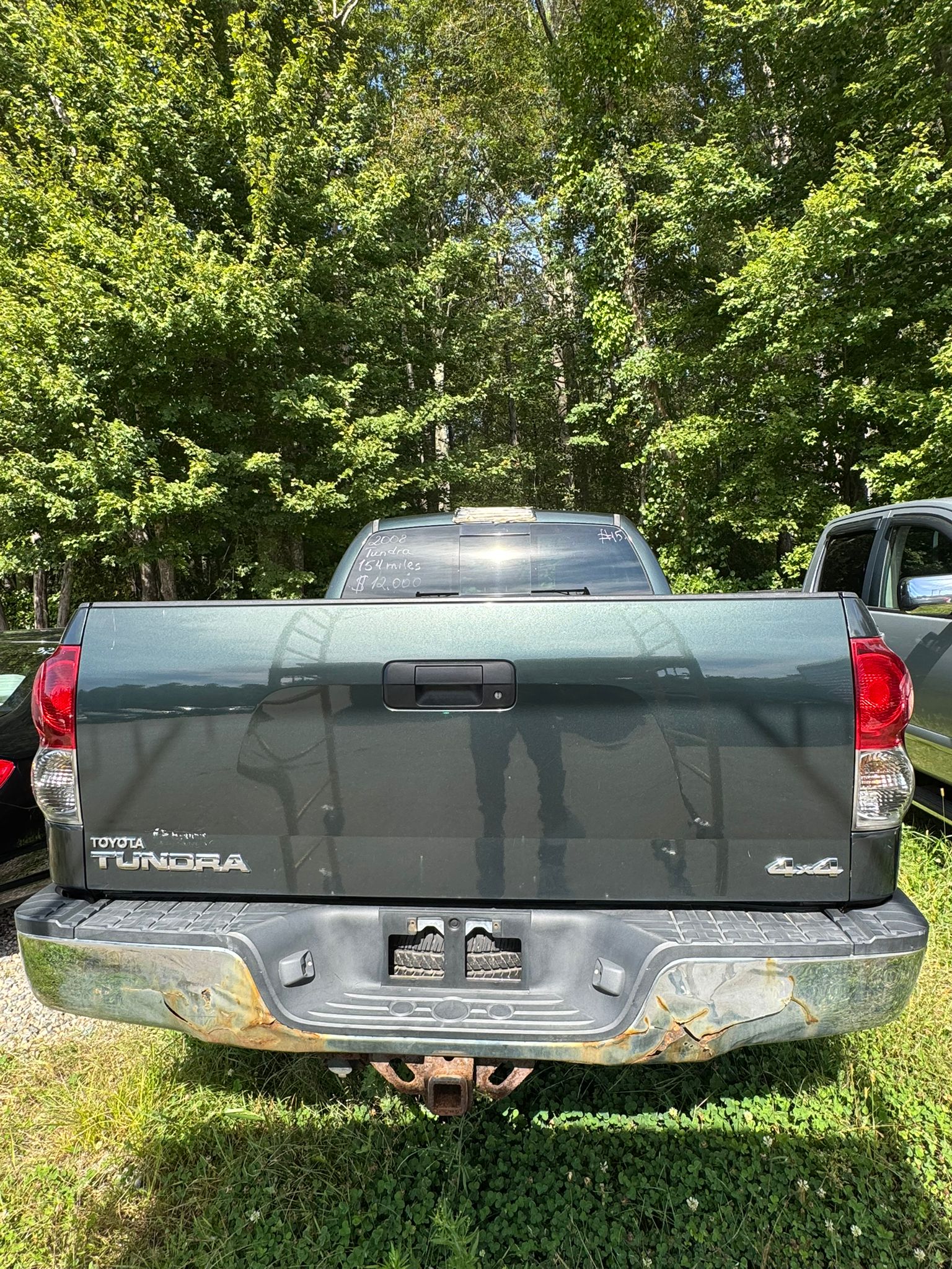 
								2008 Toyo Tundra, $12.000 full									